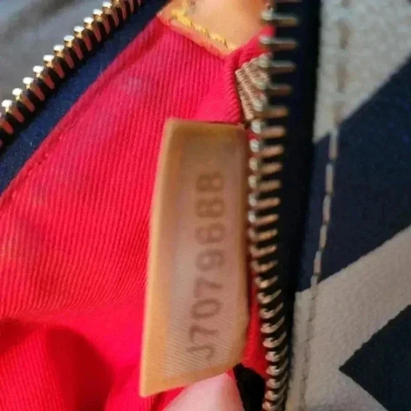 DOONEY & BOURKE SHOULDER BAG - Picture 14 of 14